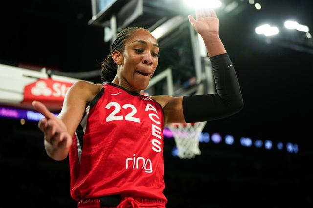 开云体育下载-无解!阿贾-威尔逊17中9轰23分19板4助2断4帽 提前下场不刷第20板