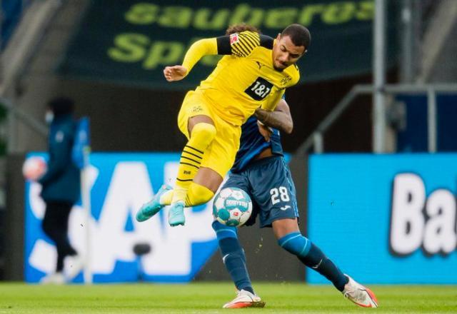 1642871650584061539.jpg FJt7aopXwAELRHp.jpg