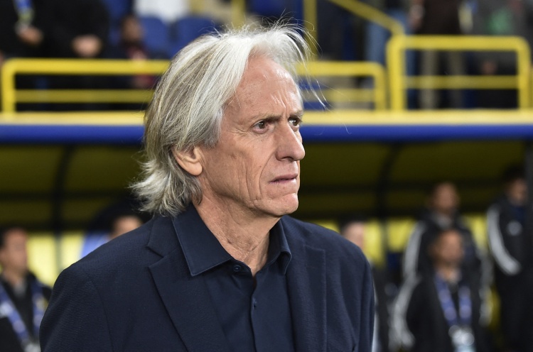 开云体育官网-官方：胜利亚冠二迟到导致比赛推迟1分20秒开球，被罚款1750美元